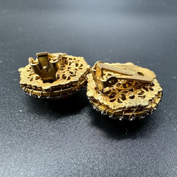 Vintage Signed Miriam Haskell Clip on Faux Pearl Button Rhinestones Earrings - Picture 10 of 14